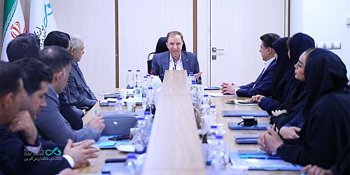 برات کریمی: نظام آموزشی مدیران بانک دی متحول می‌شود